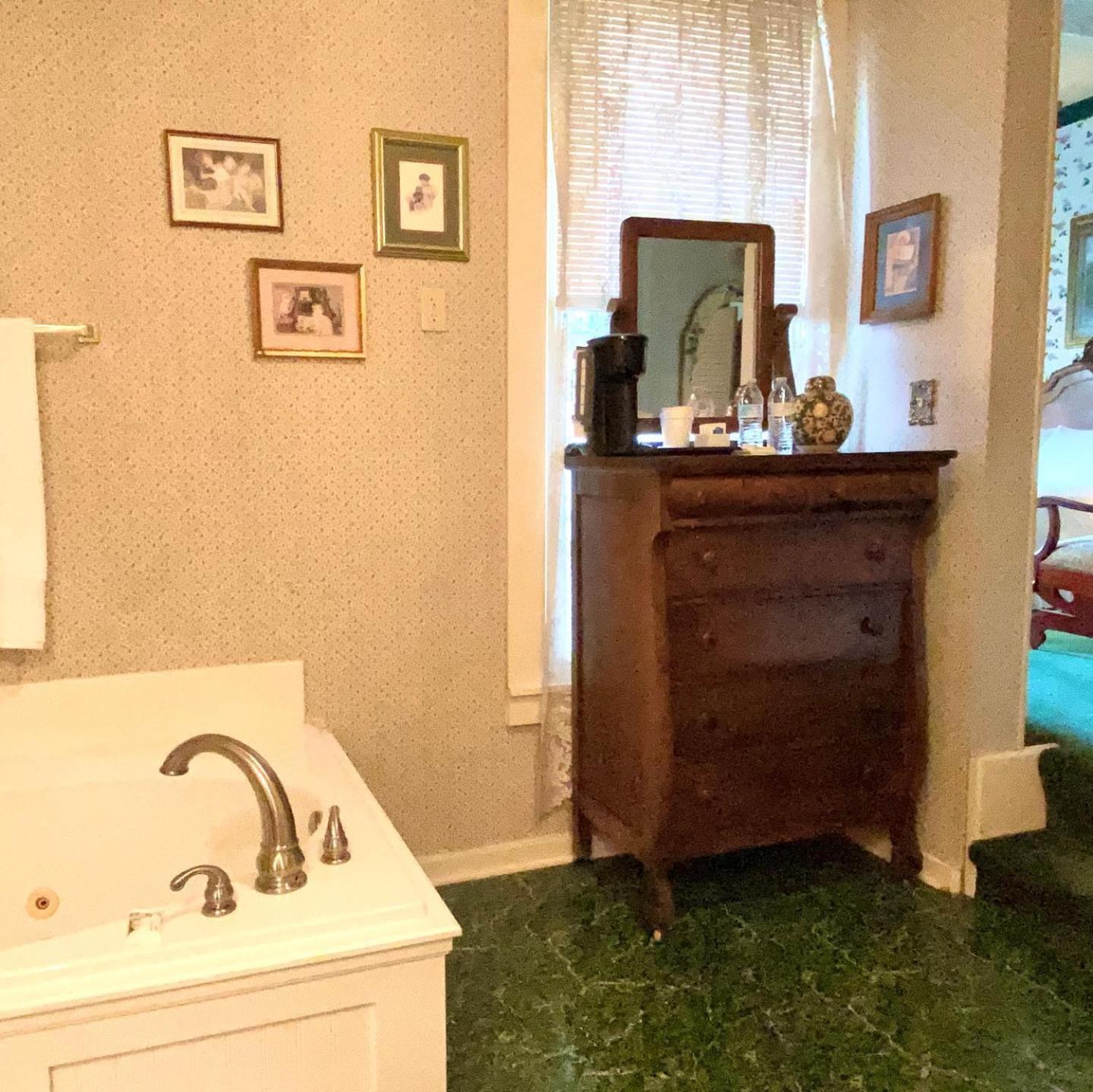 Four Winds Victorian Venue & Suites Bonham Bagian luar foto